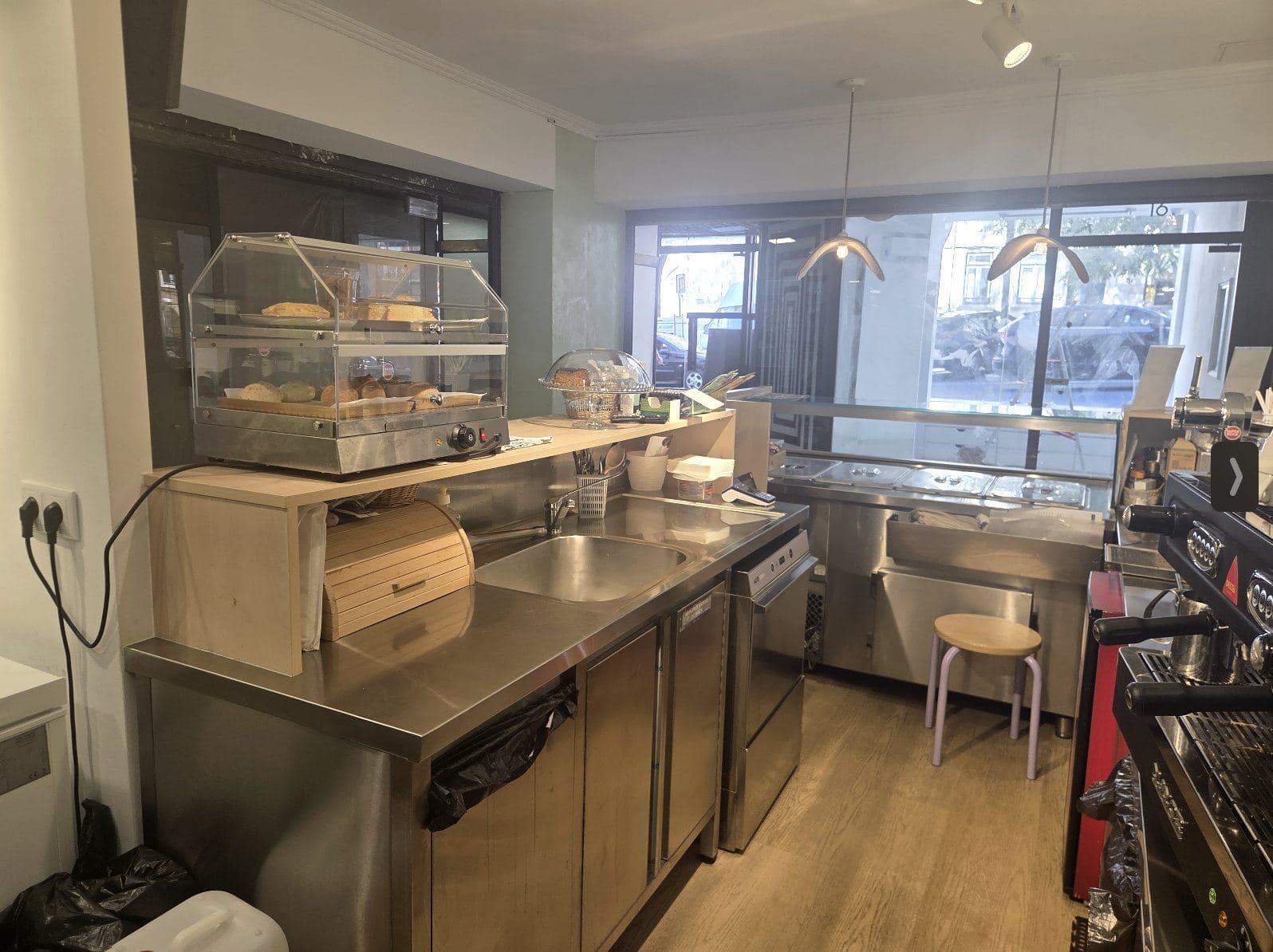 Espaço comercial equipado — Lisboa · Marquês de Pombal