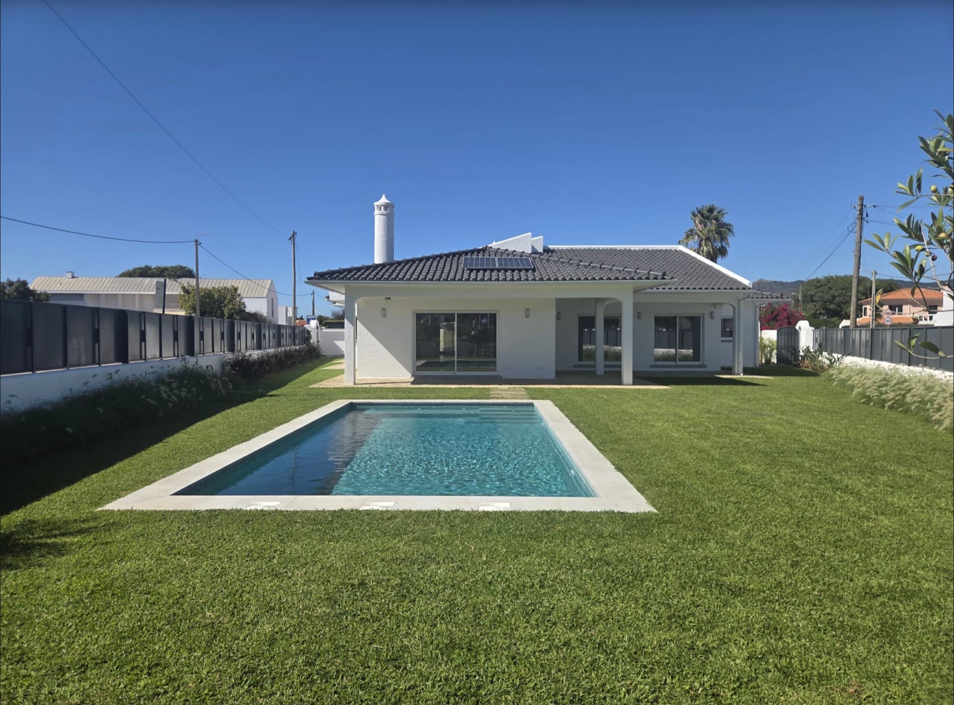 Moradia T4 térrea, na Areia — Cascais · Areia